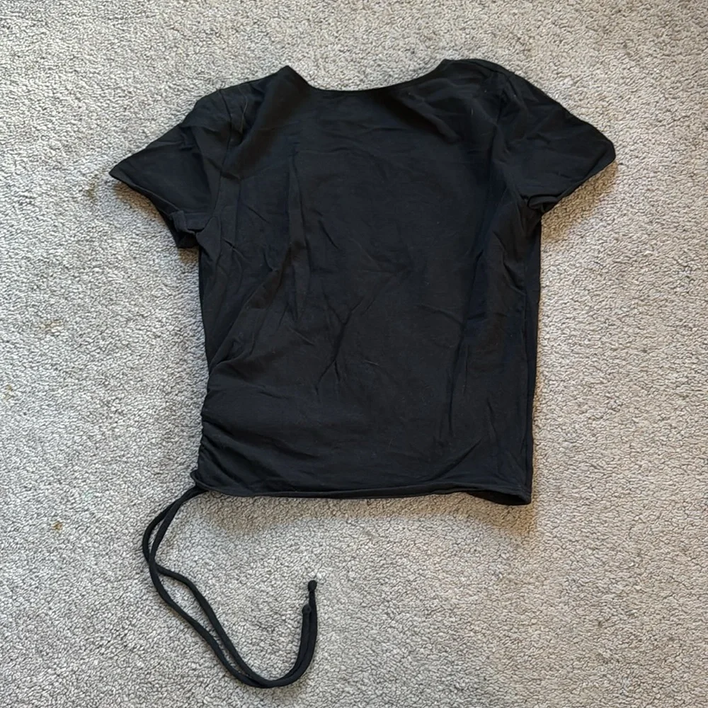 Hollister Baby Tee - Picture 5 of 5